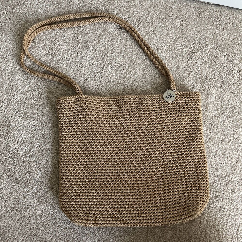 The Sak Hobo Handbag Tan Crochet Boho Shoulder Bag Purse Knit Beach Zip Pockets